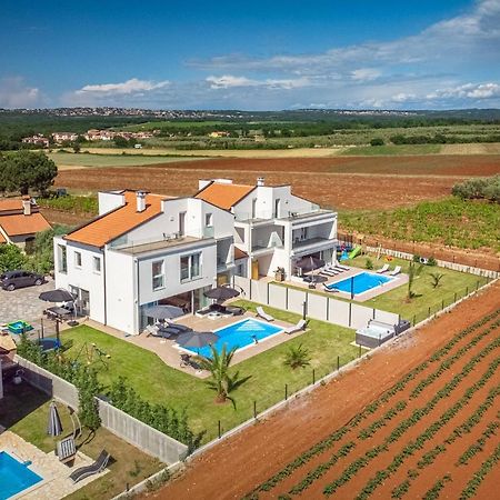 Villa Eni Gedici Bagian luar foto